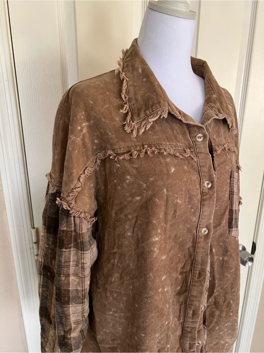 BiBi Brown Corduroy Plaid Patchwork Shacket Bleached Frayed Overshirt L - Picture 5 of 8